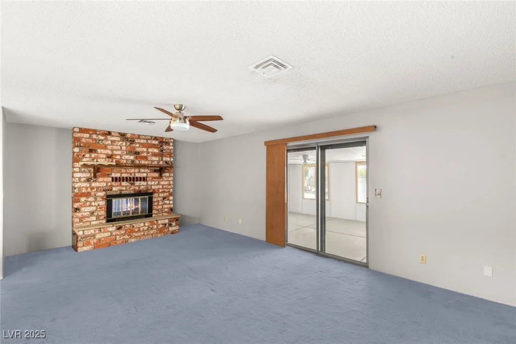 5085 Raven, Las Vegas, NV 89139