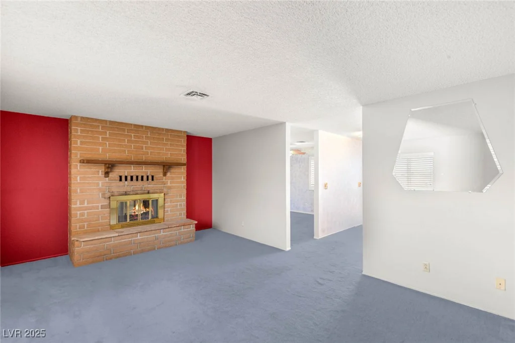 5085 Raven, Las Vegas, NV 89139