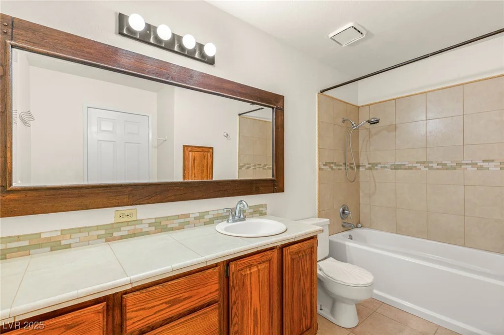 5085 Raven, Las Vegas, NV 89139