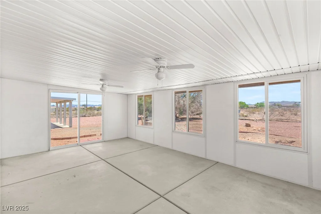 5085 Raven, Las Vegas, NV 89139