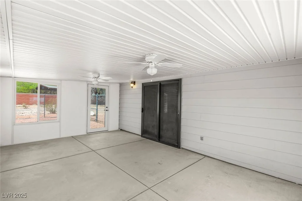 5085 Raven, Las Vegas, NV 89139