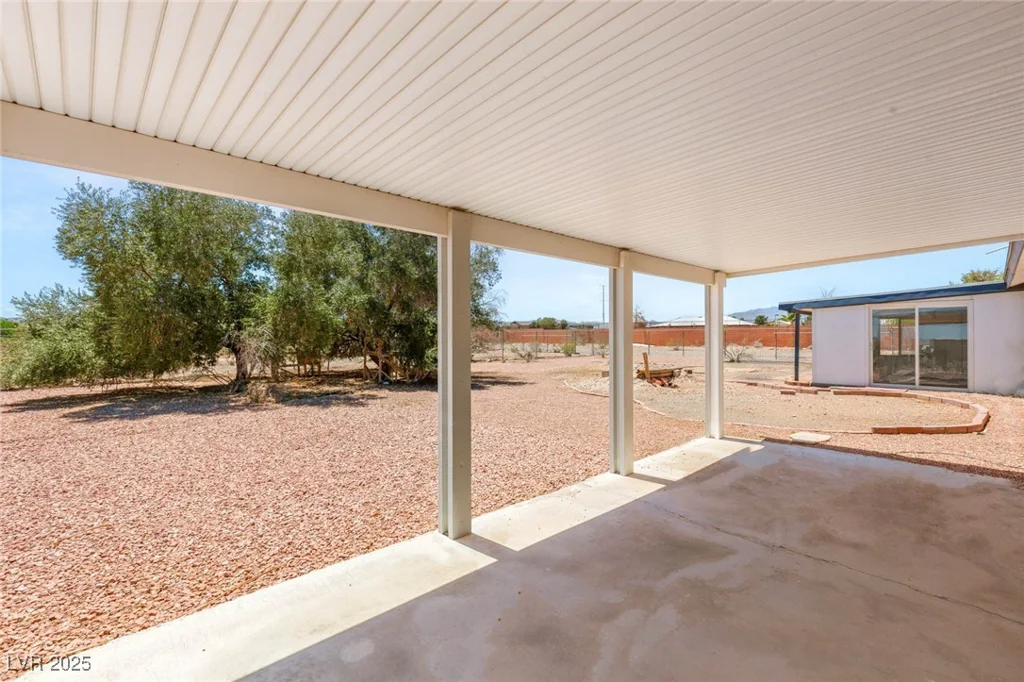 5085 Raven, Las Vegas, NV 89139