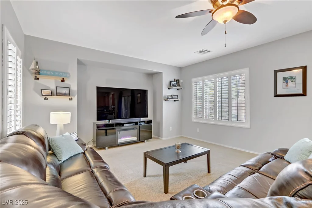 2445 Rue Royale, Henderson, NV 89044