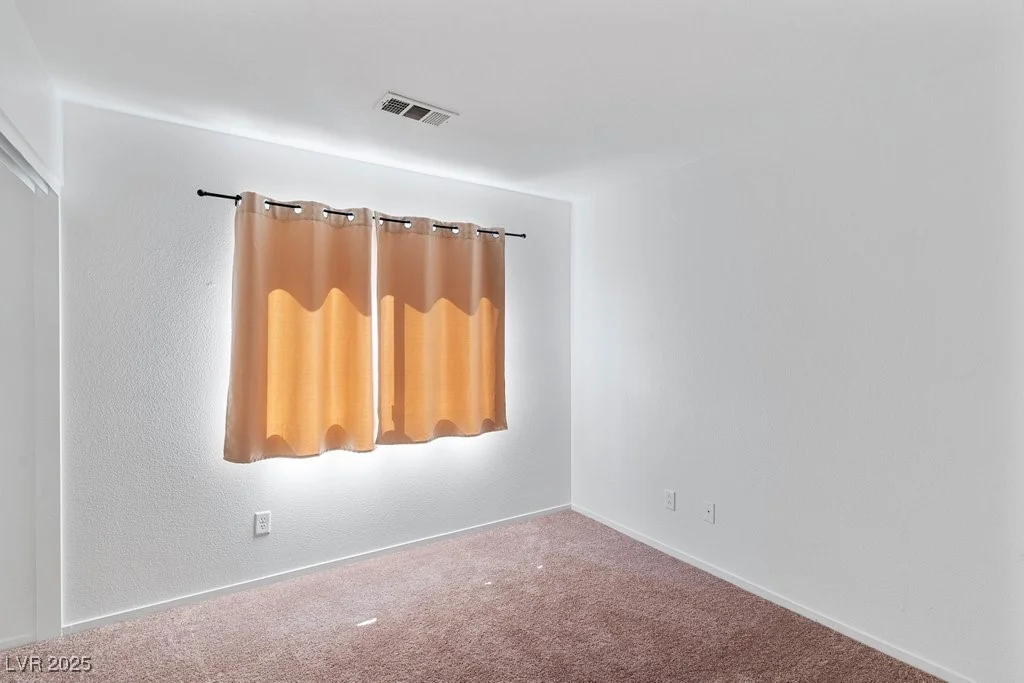 688 Castlebridge, Las Vegas, NV 89123