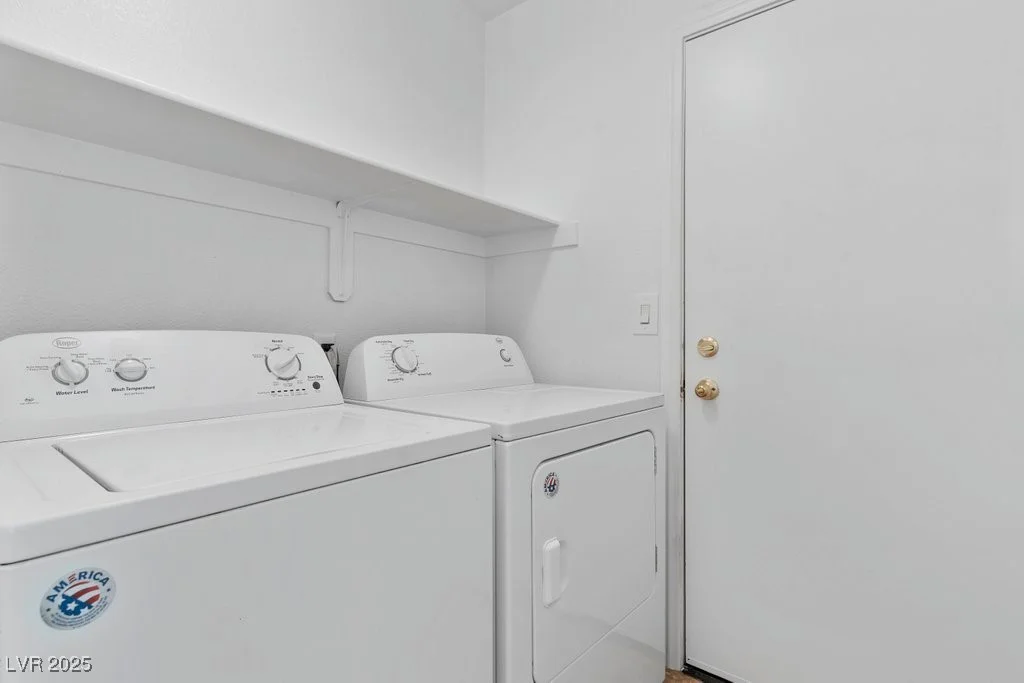 688 Castlebridge, Las Vegas, NV 89123