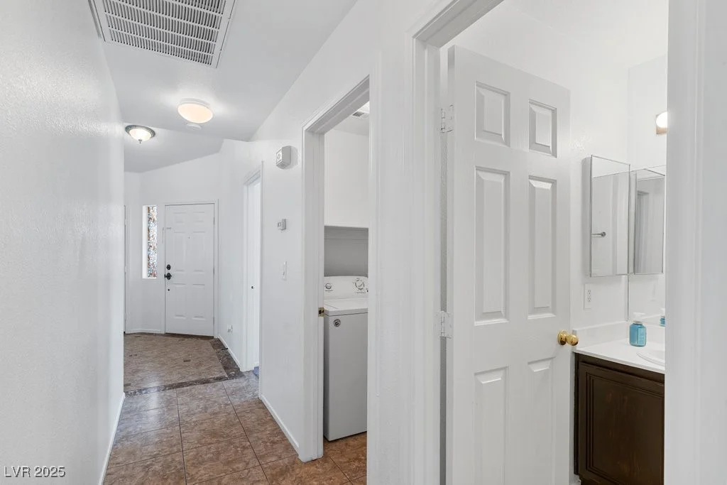 688 Castlebridge, Las Vegas, NV 89123