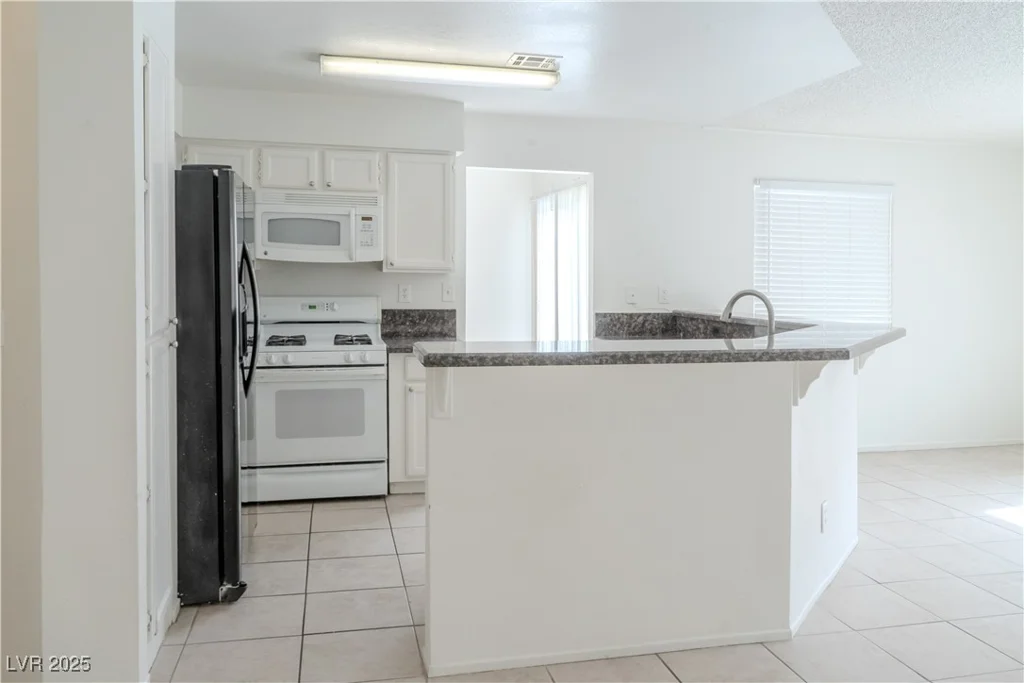 2753 Devita, Las Vegas, NV 89117