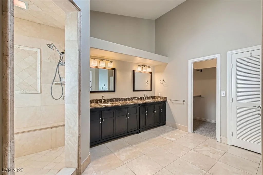 8124 Bay Harbor, Las Vegas, NV 89128