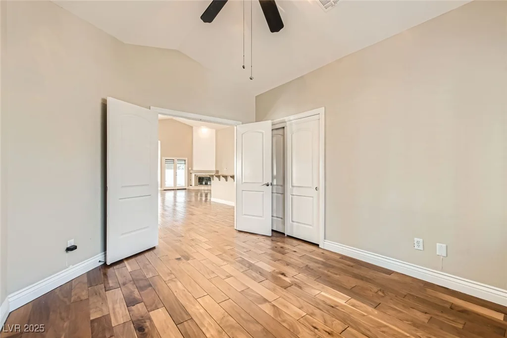 8124 Bay Harbor, Las Vegas, NV 89128