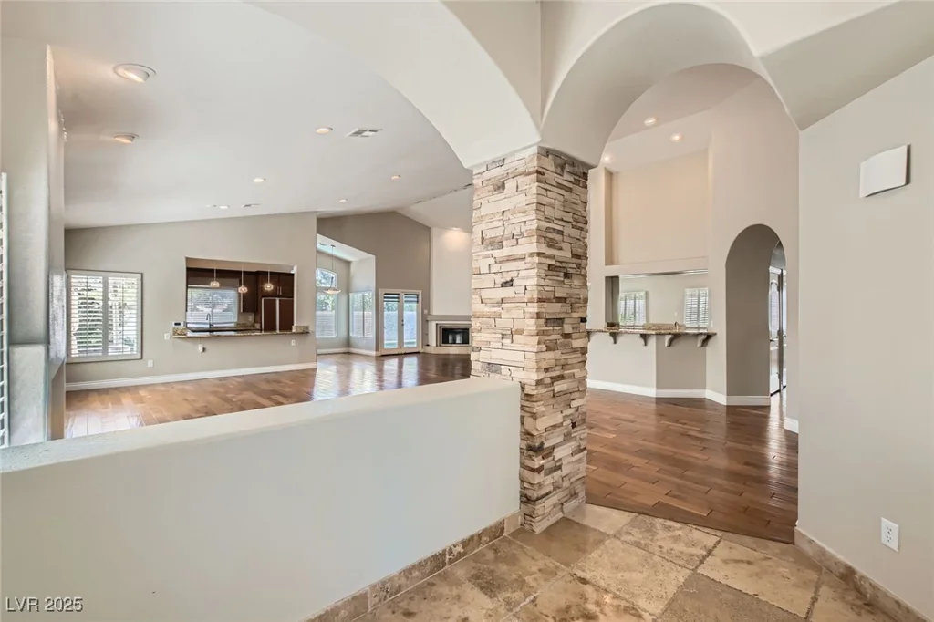 8124 Bay Harbor, Las Vegas, NV 89128