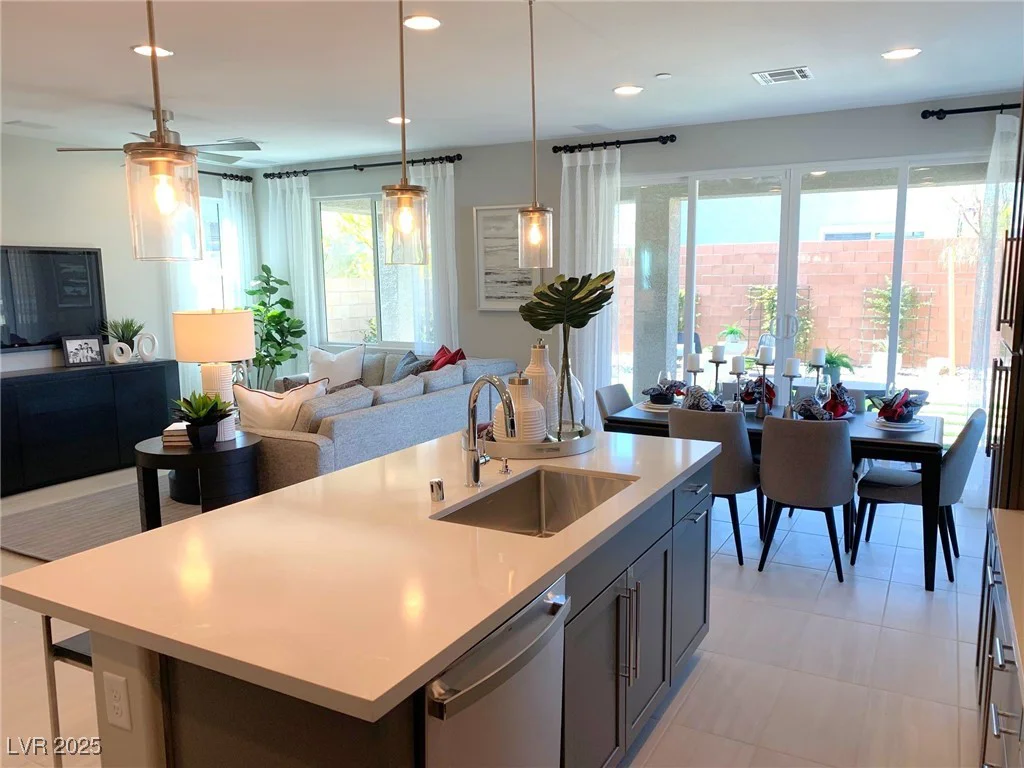 6511 Dove Point, Las Vegas, NV 89130