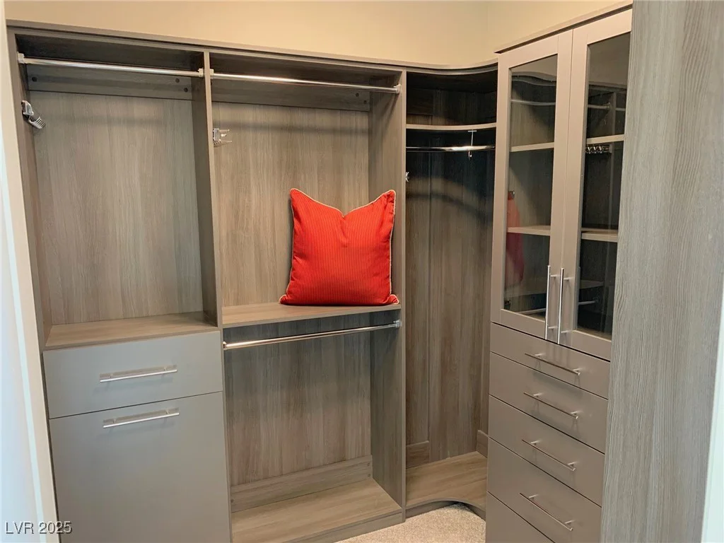 6511 Dove Point, Las Vegas, NV 89130