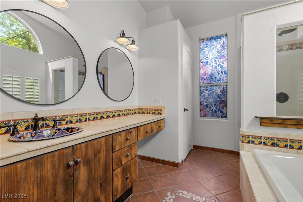 8337 Willow Basin, Las Vegas, NV 89131