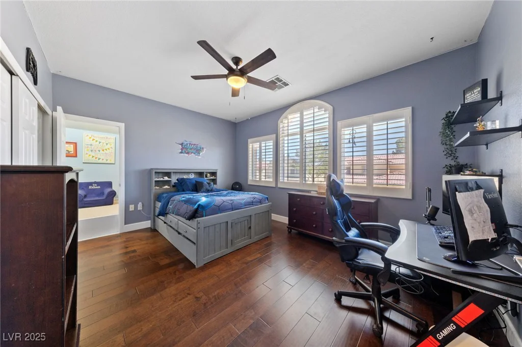 2113 Waterbury, Las Vegas, NV 89134