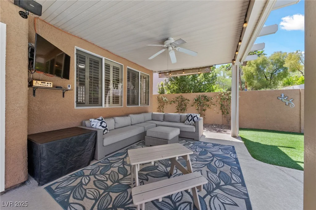 2113 Waterbury, Las Vegas, NV 89134