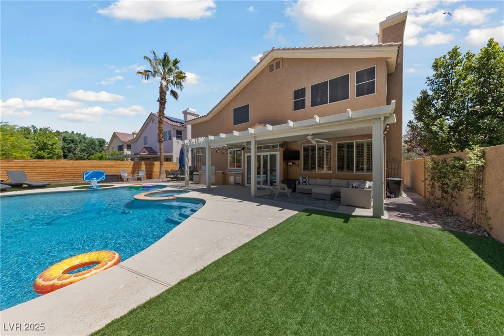 2113 Waterbury, Las Vegas, NV 89134
