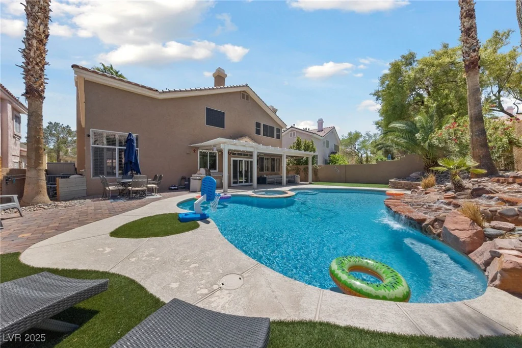 2113 Waterbury, Las Vegas, NV 89134