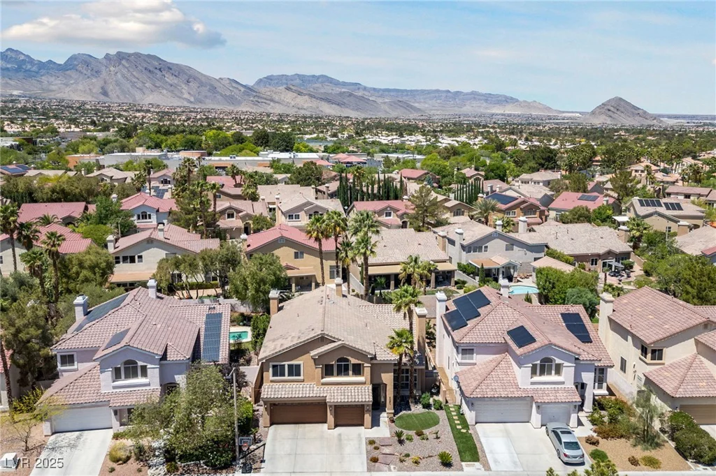 2113 Waterbury, Las Vegas, NV 89134