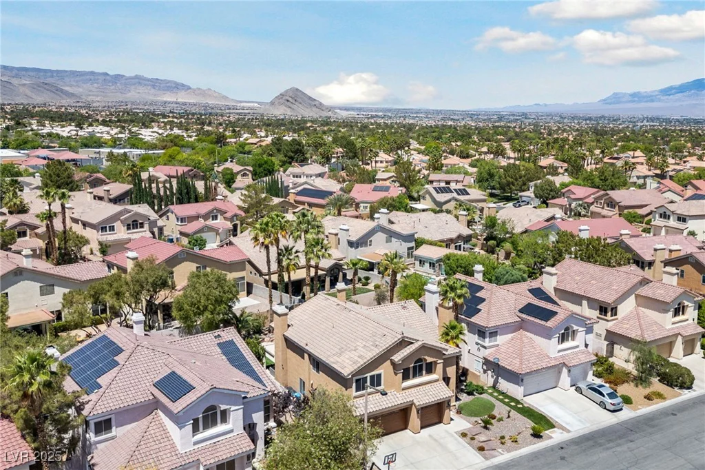 2113 Waterbury, Las Vegas, NV 89134