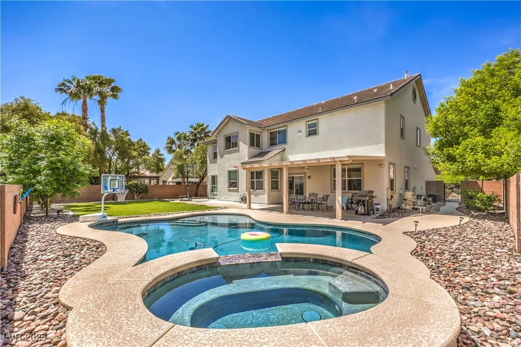 8516 Canyon Ranch, Las Vegas, NV 89131