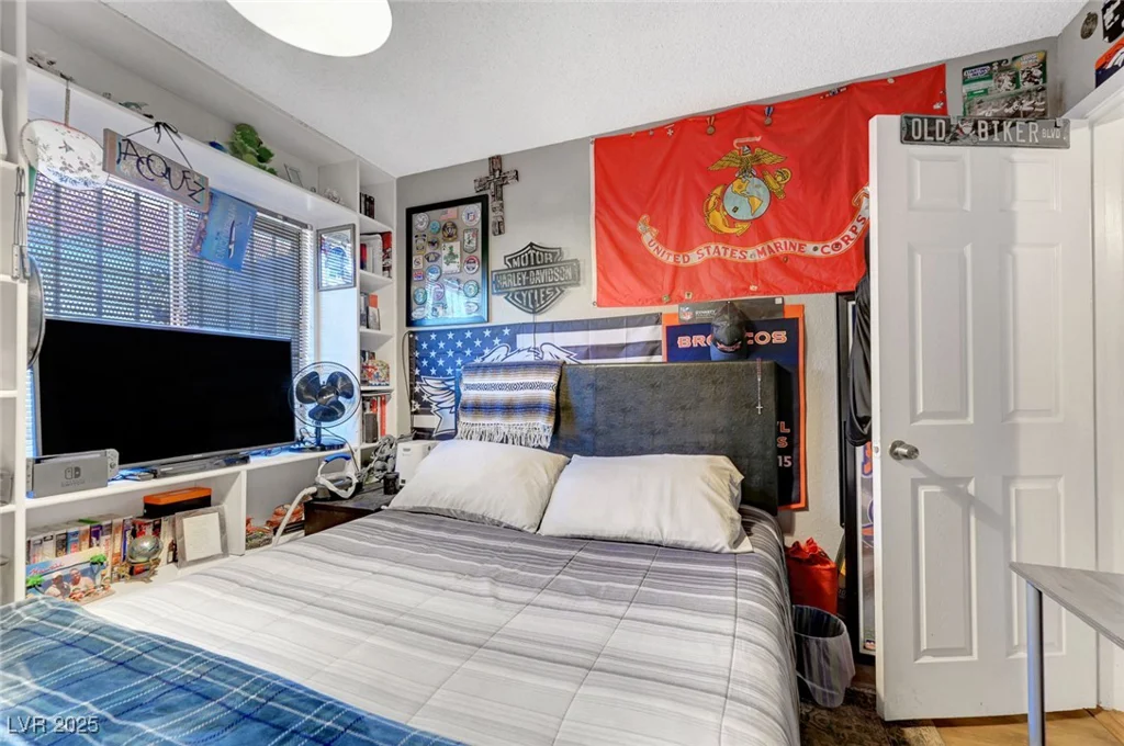 1060 Neil Armstrong, Las Vegas, NV 89145