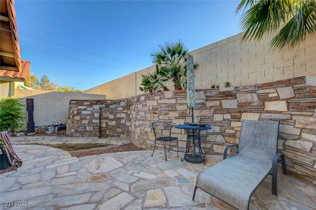 1060 Neil Armstrong, Las Vegas, NV 89145