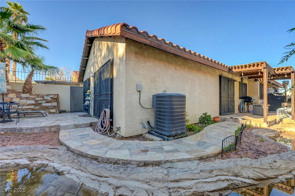 1060 Neil Armstrong, Las Vegas, NV 89145