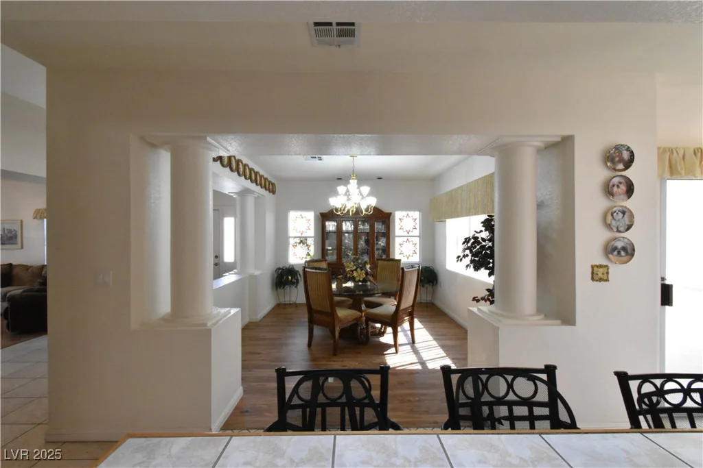 325 Wild Plum, Las Vegas, NV 89107