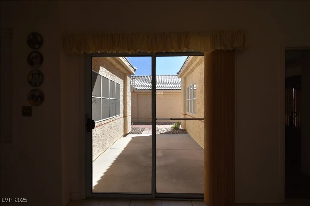 325 Wild Plum, Las Vegas, NV 89107