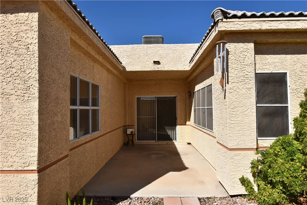 325 Wild Plum, Las Vegas, NV 89107