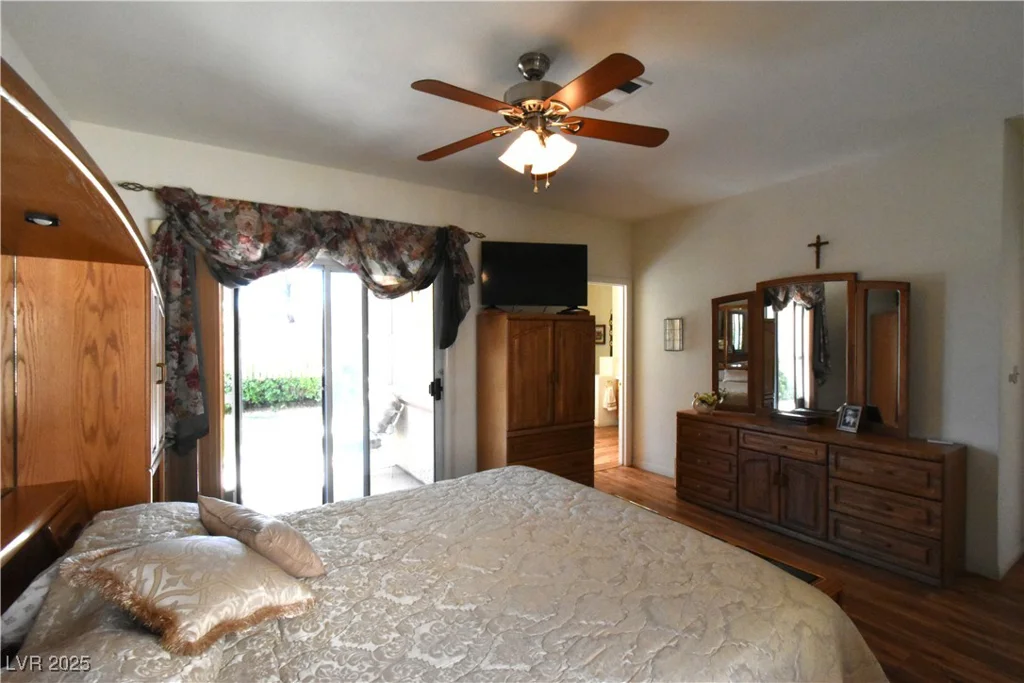 325 Wild Plum, Las Vegas, NV 89107