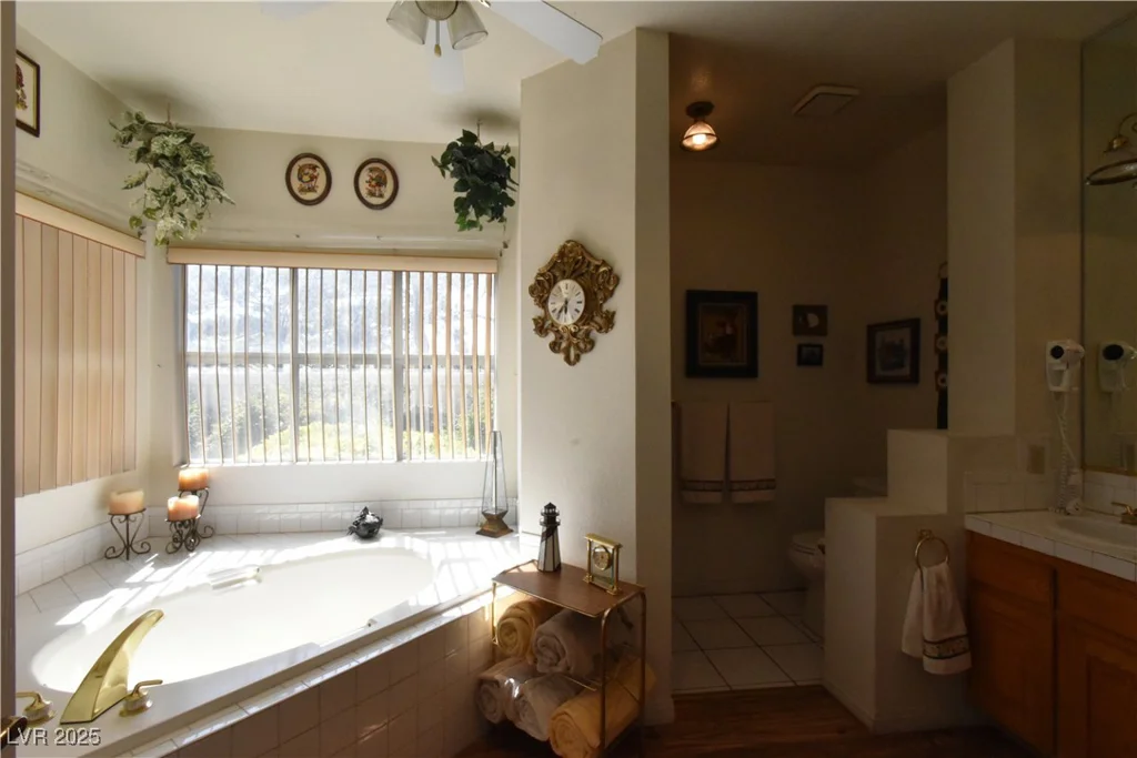 325 Wild Plum, Las Vegas, NV 89107