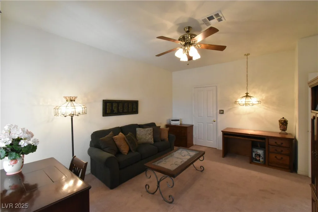 325 Wild Plum, Las Vegas, NV 89107