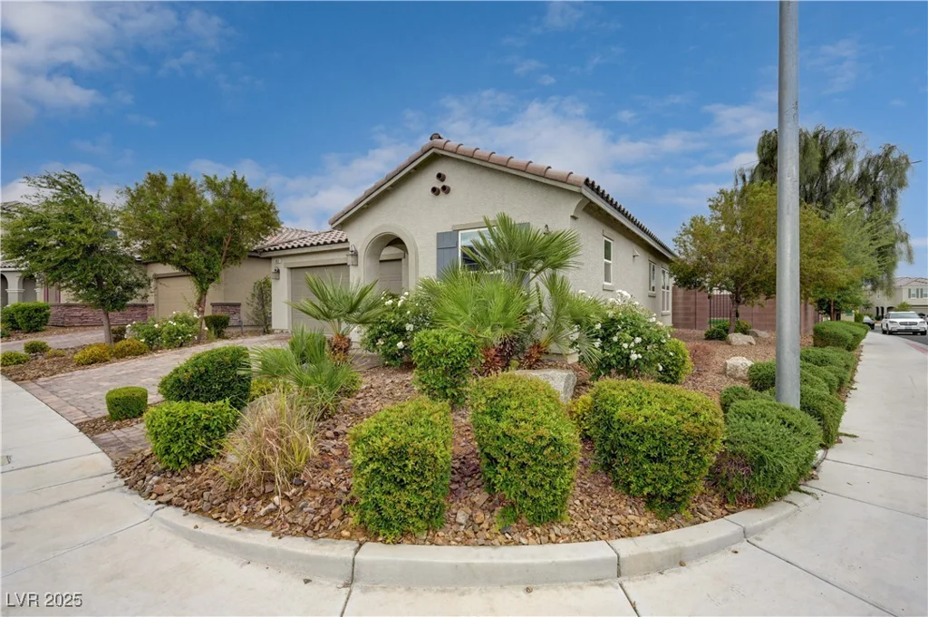 7052 Blissful Peak, North Las Vegas, NV 89084