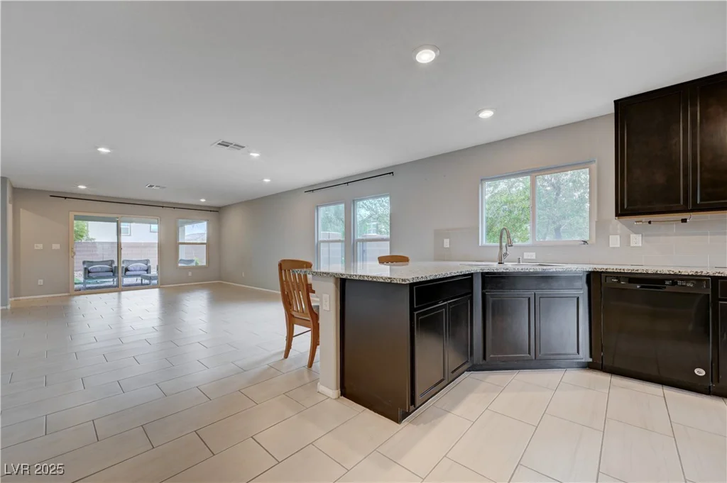 7052 Blissful Peak, North Las Vegas, NV 89084