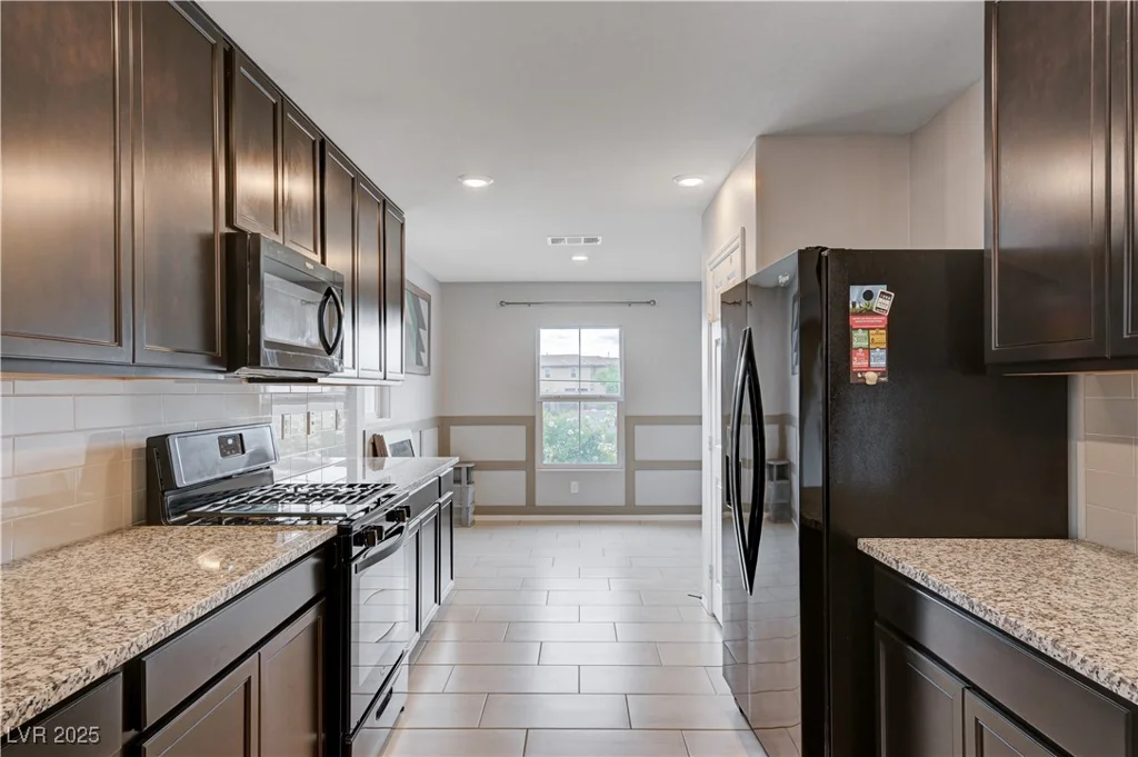 7052 Blissful Peak, North Las Vegas, NV 89084