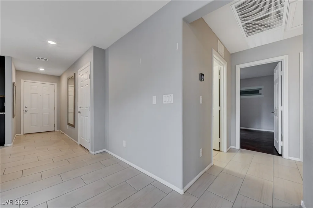 7052 Blissful Peak, North Las Vegas, NV 89084