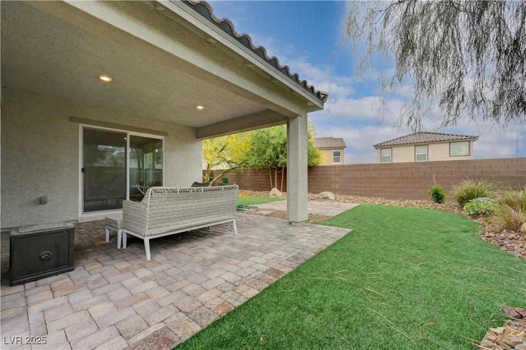 7052 Blissful Peak, North Las Vegas, NV 89084