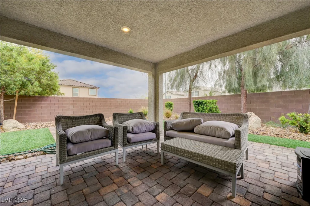 7052 Blissful Peak, North Las Vegas, NV 89084