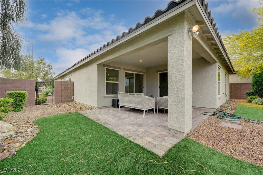 7052 Blissful Peak, North Las Vegas, NV 89084