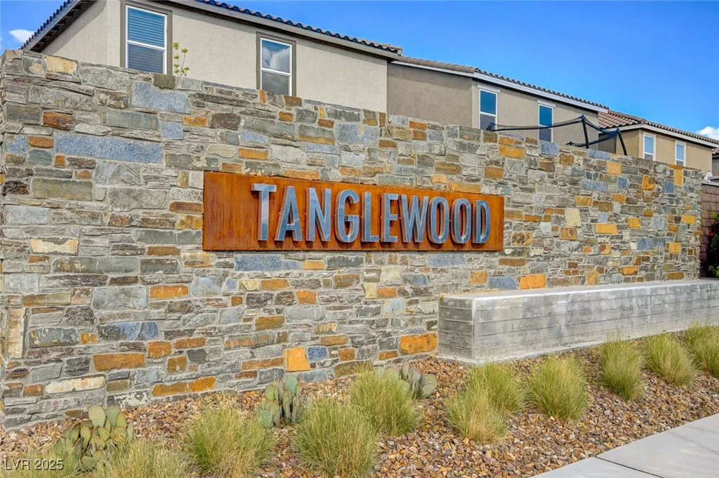 7052 Blissful Peak, North Las Vegas, NV 89084