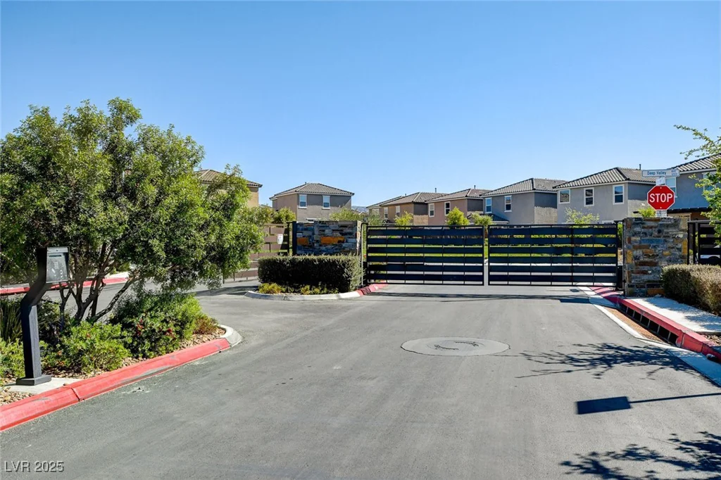 7052 Blissful Peak, North Las Vegas, NV 89084