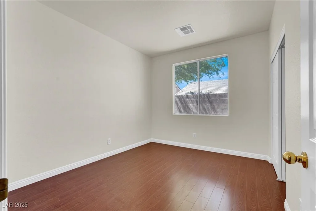 6032 Red Glitter, North Las Vegas, NV 89031