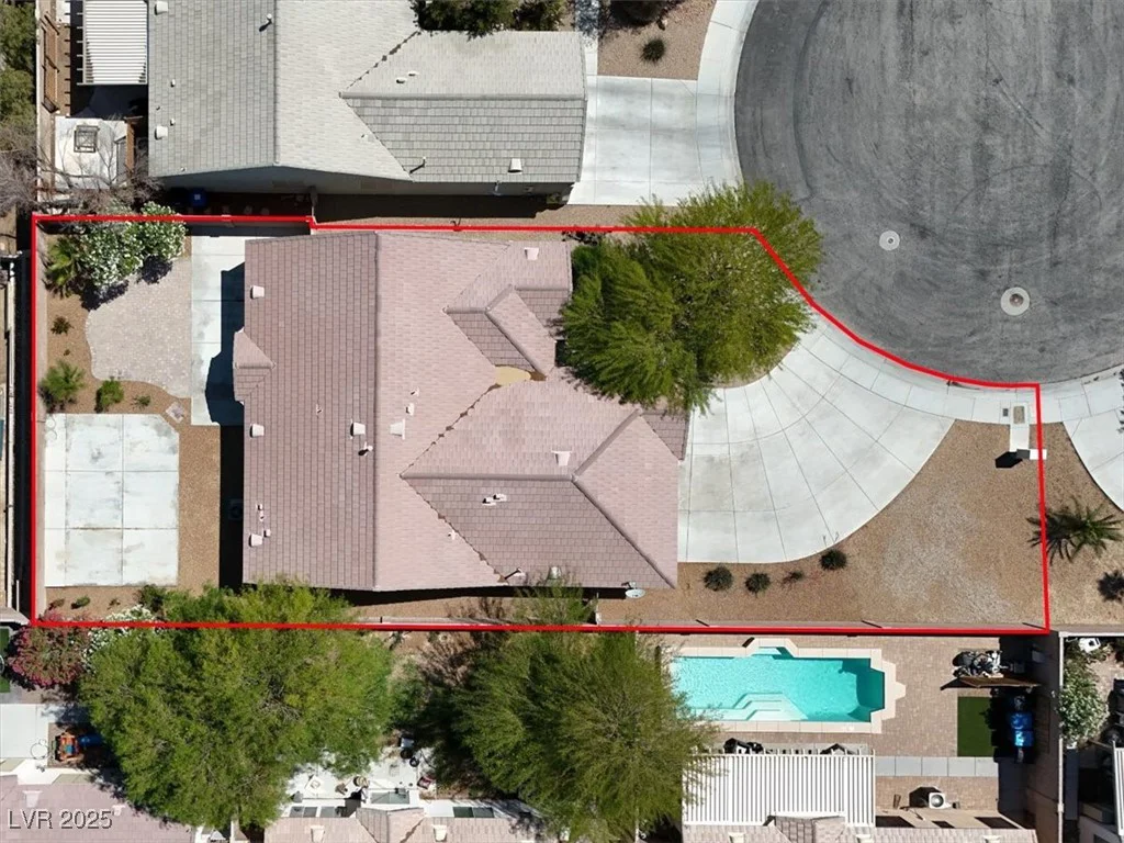 6032 Red Glitter, North Las Vegas, NV 89031