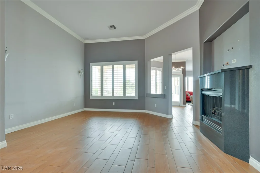 10513 Longwood, Las Vegas, NV 89134