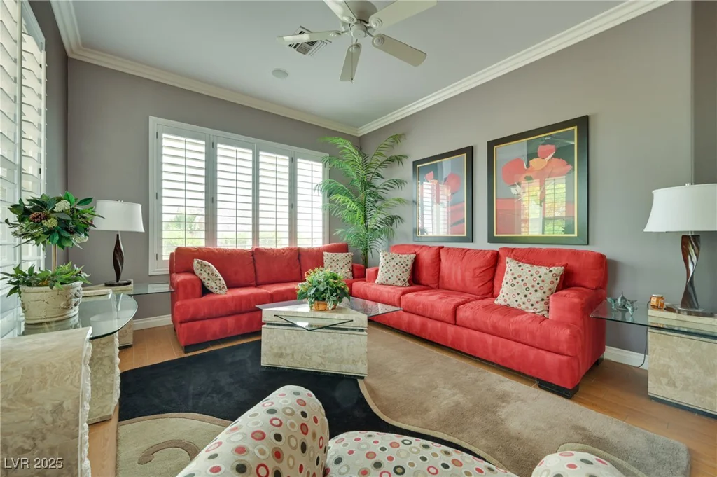 10513 Longwood, Las Vegas, NV 89134