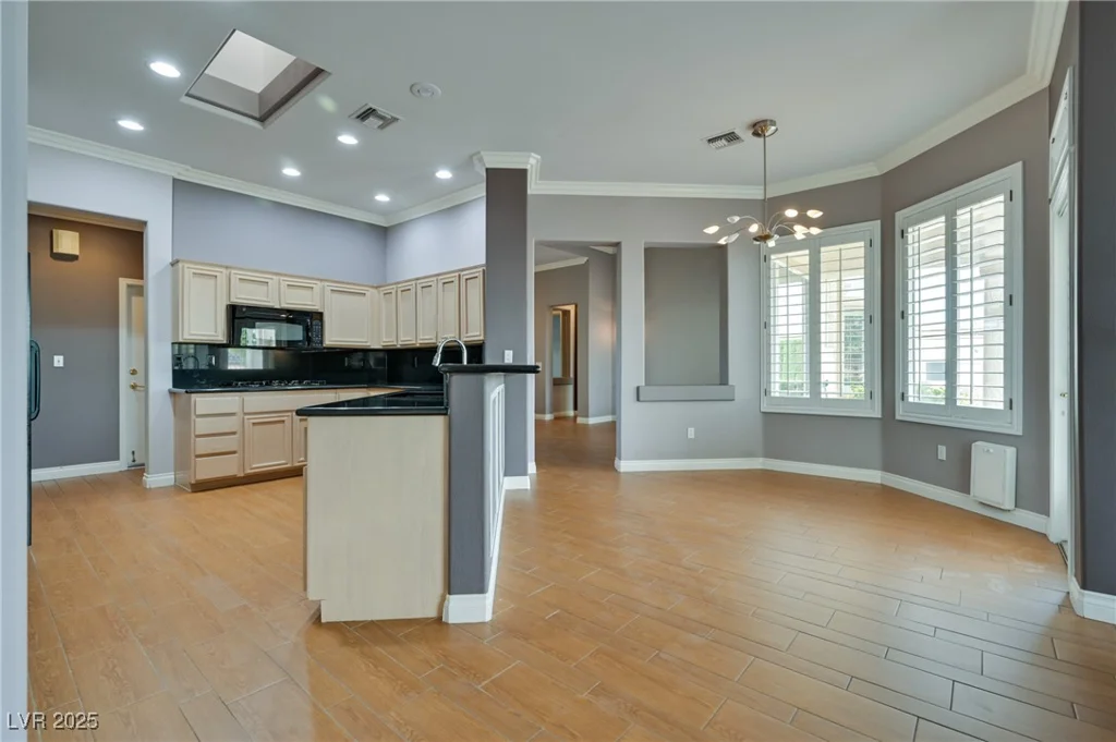 10513 Longwood, Las Vegas, NV 89134