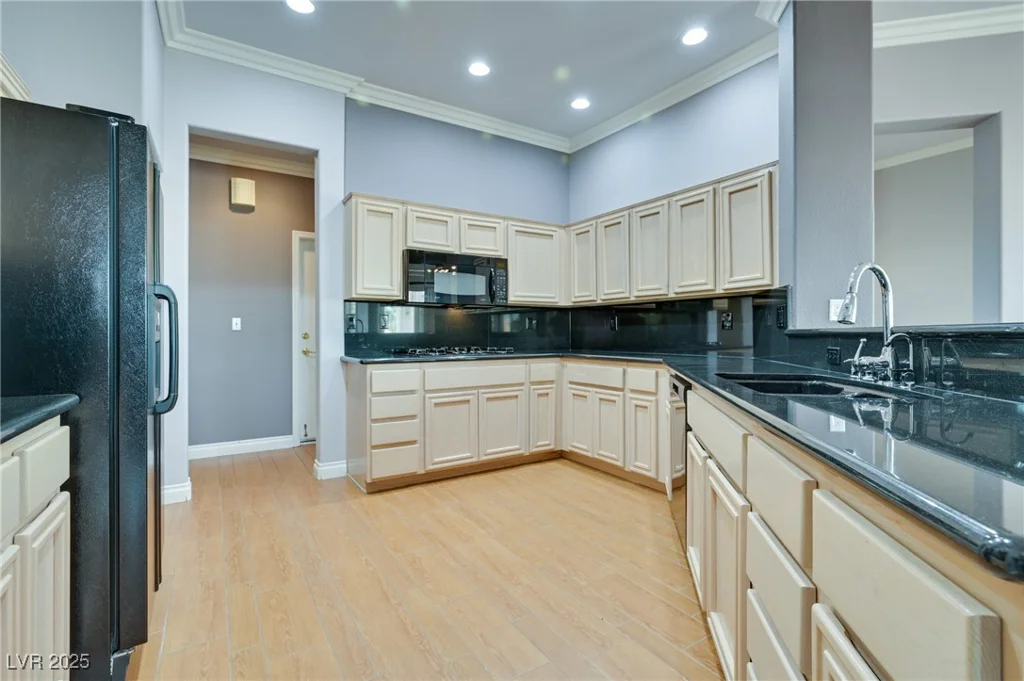 10513 Longwood, Las Vegas, NV 89134
