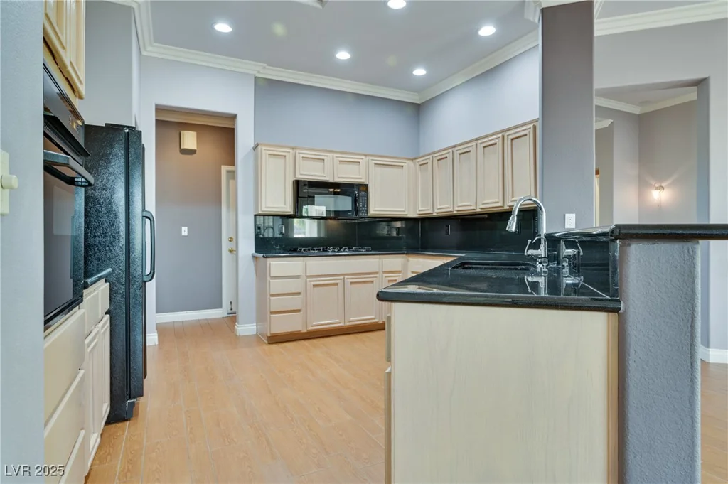 10513 Longwood, Las Vegas, NV 89134