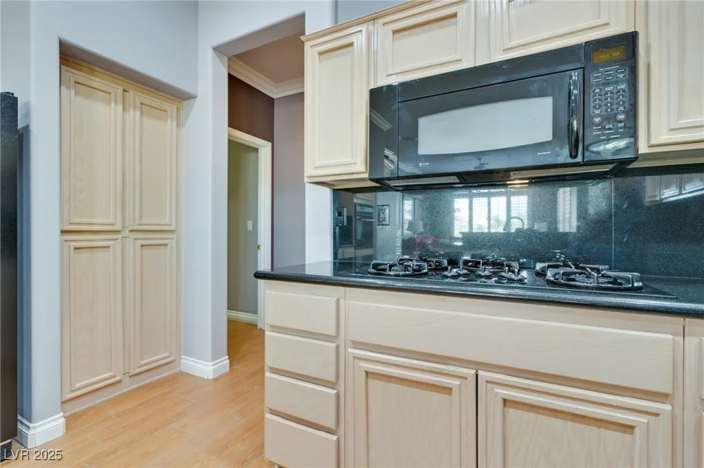 10513 Longwood, Las Vegas, NV 89134